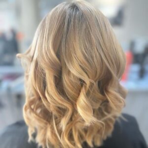 honey blonde hair colour